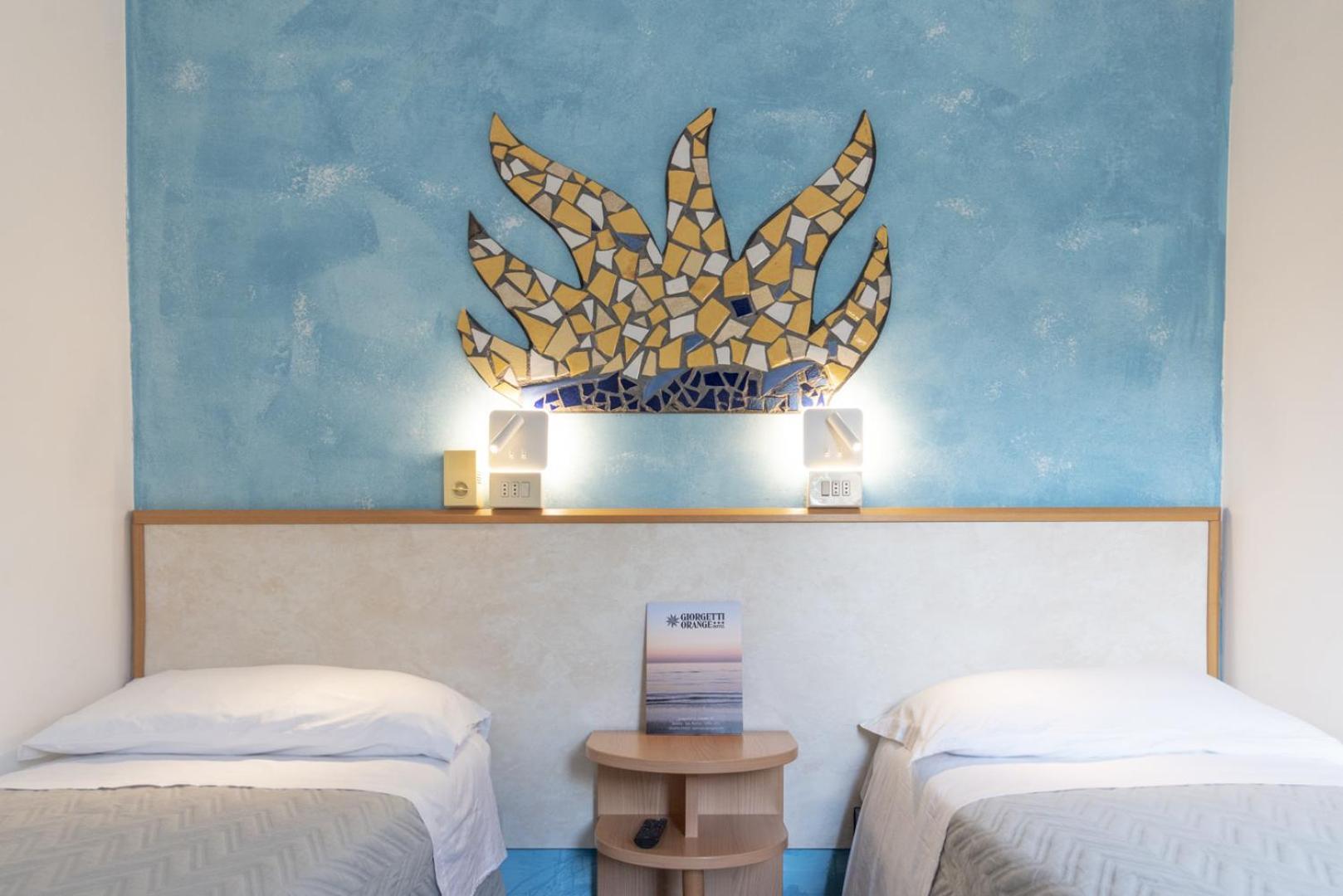 Hotel Giorgetti Orange Беллария-Иджеа-Марина Экстерьер фото